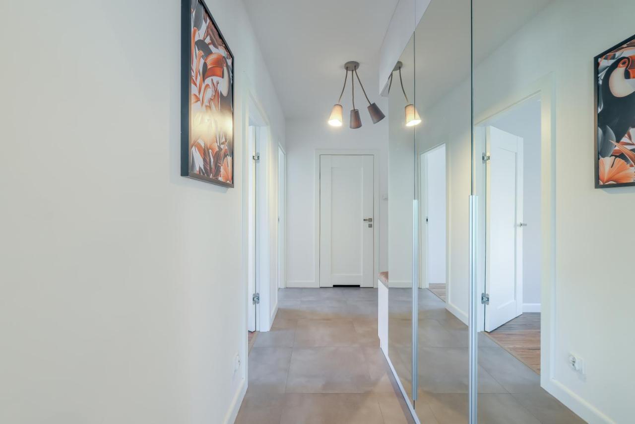 Apartmate- Heart Of Oldtown Apartment- Sauna & Security Гданьск Экстерьер фото